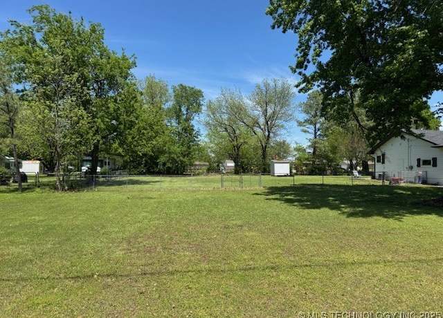 Property at 306 W Atlanta St, Broken Arrow, OK 74012