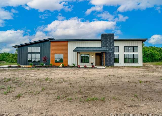 Property at 17466 County Road 3540, Ada, OK 74820, 3 beds, 2.5 baths