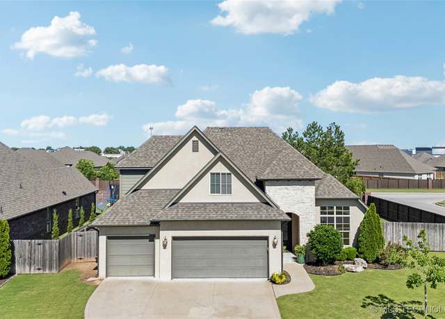 Property at 12457 S 73rd EastPlace, Bixby, OK 74008, 4 beds, 3.5 baths