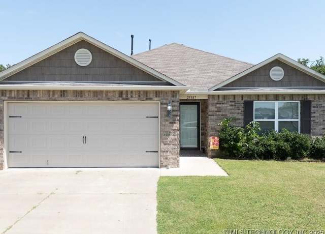 Property at 23387 S Donna Ln, Claremore, OK 74019, 3 beds, 2 baths