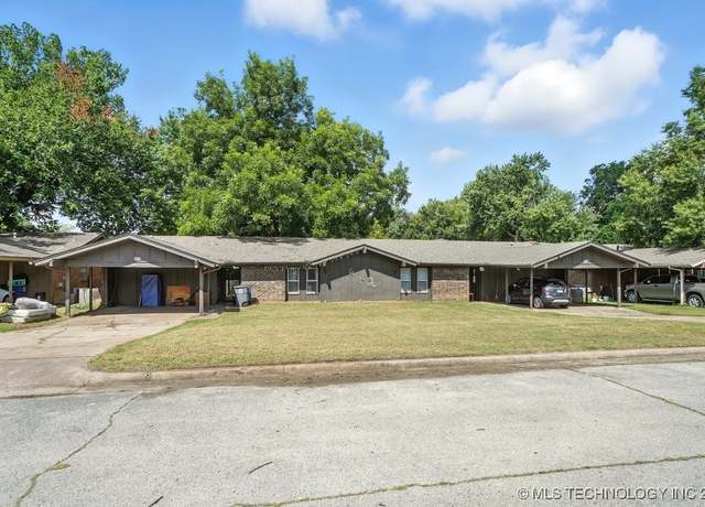 Property at 5916 S Quincy Pl, Tulsa, OK 74105, 3 beds, 2 baths