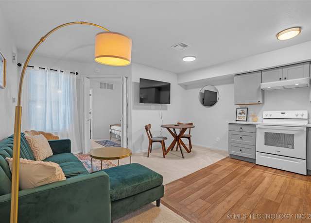 Property at 1802 E 66th Pl #306, Tulsa, OK 74136, 1 bed, 1 bath