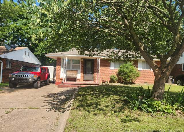 Property at 532 SE Greystone, Bartlesville, OK 74006, 3 beds, 2 baths