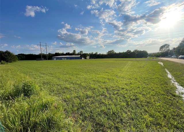 Property at 4 S Warmack St W, Warner, OK 74469