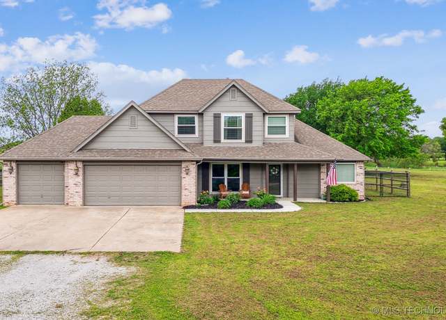 Property at 40223 N 3990 Rd, Collinsville, OK 74021, 4 beds, 2.5 baths