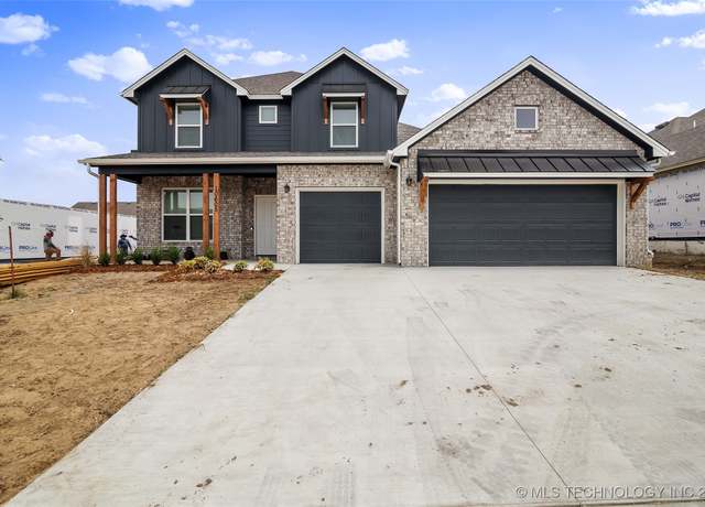 Property at 10605 N 120th EastAvenue, Owasso, OK 74055, 3 beds, 2.5 baths