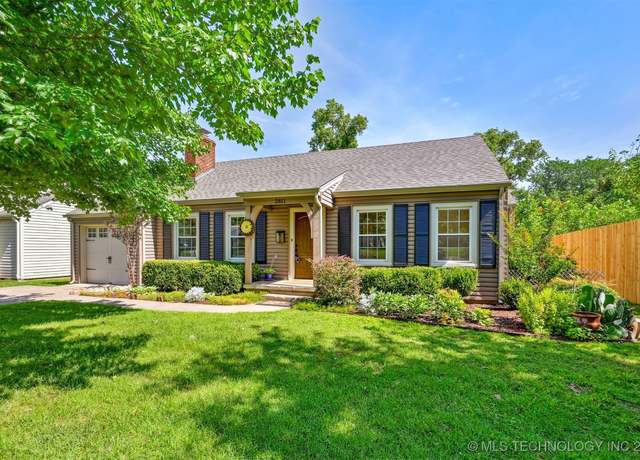 Property at 2811 E 22nd St, Tulsa, OK 74114, 3 beds, 2 baths