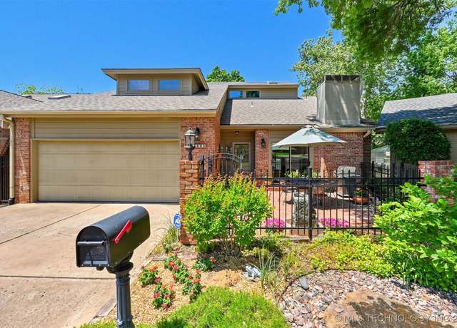 Property at 3805 E 64th Pl, Tulsa, OK 74136, 4 beds, 3.5 baths