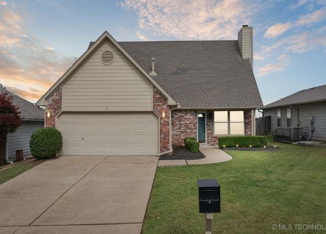 Property at 9227 S 95th East Ave, Tulsa, OK 74133, 3 beds, 2 baths