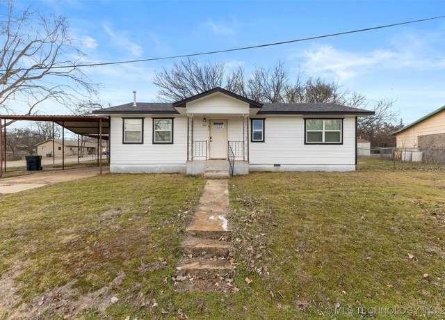 Property at 1514 W Mcalester, Sulphur, OK 73086, 3 beds, 1 bath