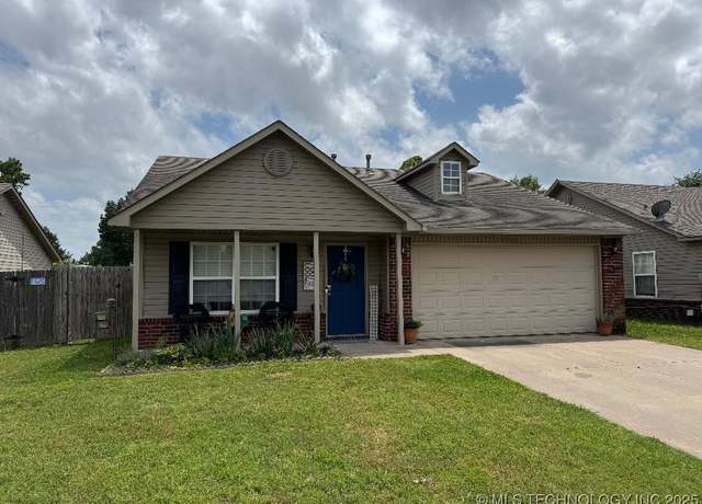 Property at 7882 E 132nd Pl S, Bixby, OK 74008, 3 beds, 2 baths