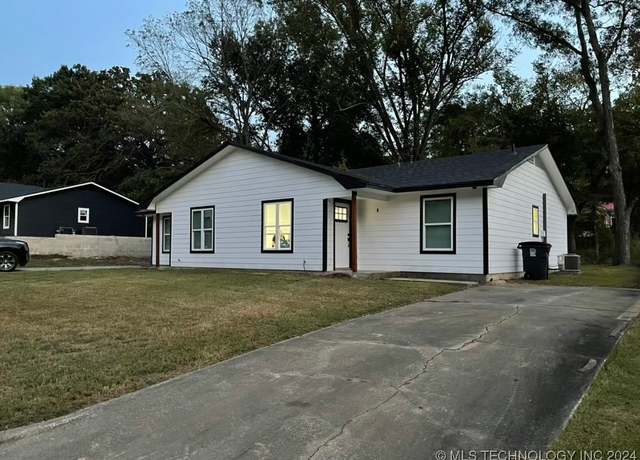 Property at 803 E Florida St, Durant, OK 74701, 2 beds, 1 bath