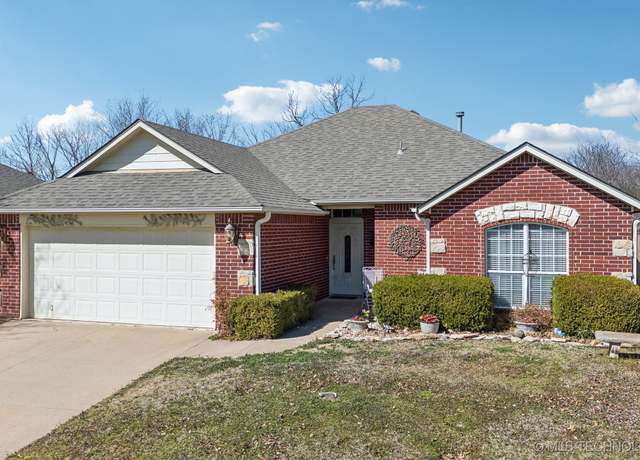 Property at 8141 Dunnwood Rd, Claremore, OK 74019, 3 beds, 2 baths