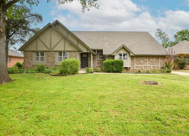 Property at 4619 S Lakewood Ave, Tulsa, OK 74135, 3 beds, 2.5 baths