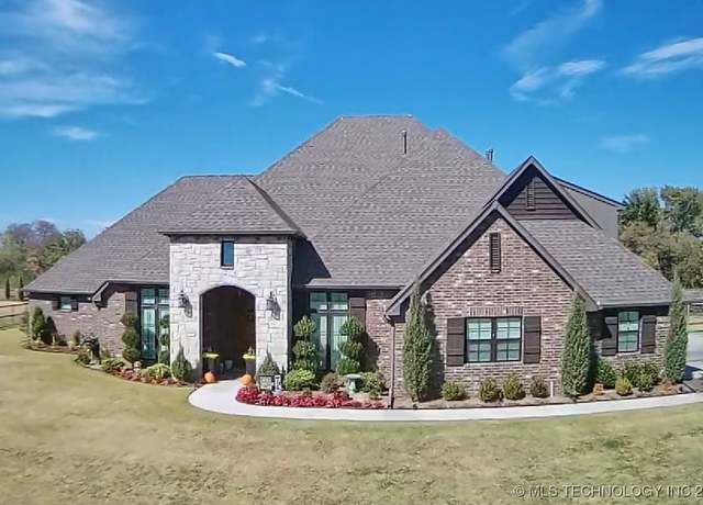 Property at 8342 N 149th EastAvenue, Owasso, OK 74055, 4 beds, 3.5 baths