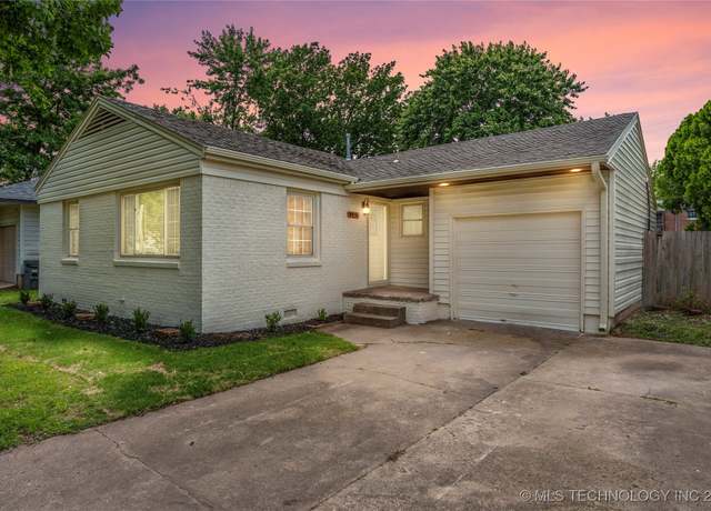 Property at 4514 S Quaker Ave, Tulsa, OK 74105, 3 beds, 2 baths