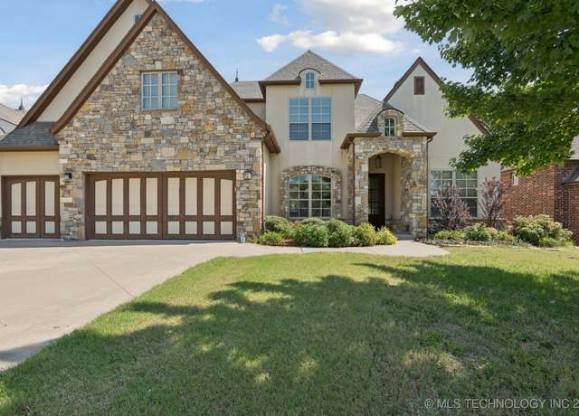 Property at 7711 S Galveston Ave, Tulsa, OK 74132, 5 beds, 4.5 baths