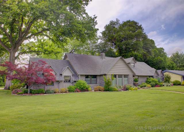 Property at 4646 S Victor Ave, Tulsa, OK 74105, 5 beds, 4.5 baths