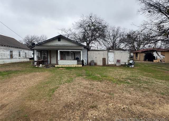 Property at 203 S Donehoo St, Kingston, OK 73439, 2 beds, 1 bath