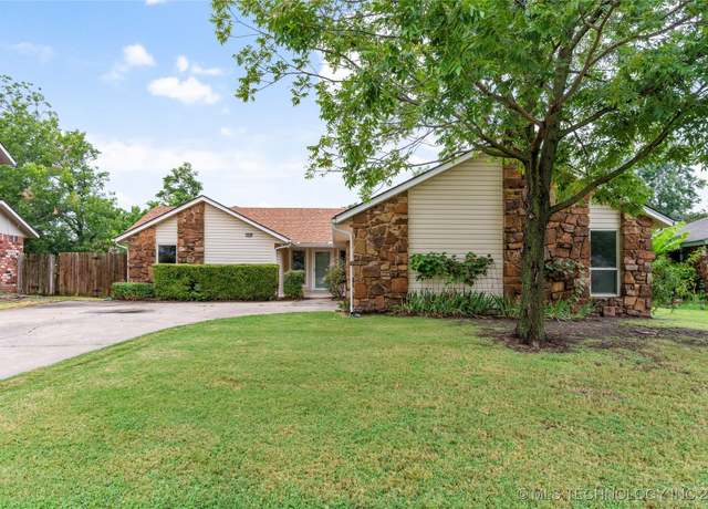 Property at 1404 N Ironwood Pl, Broken Arrow, OK 74012, 3 beds, 2 baths
