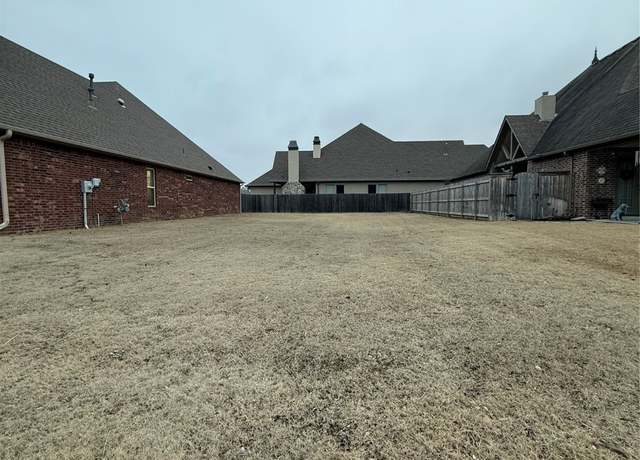 Property at 1563 S Hickory St, Broken Arrow, OK 74012