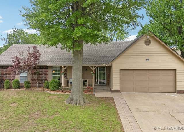 Property at 1317 W Quinton St, Broken Arrow, OK 74011, 3 beds, 2 baths