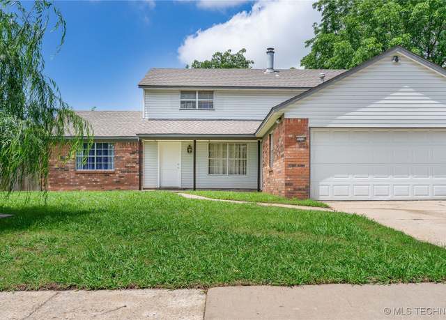 Property at 3718 S 125th EastAvenue, Tulsa, OK 74146, 3 beds, 3 baths
