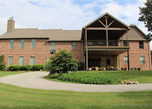 Property at 610 N 256 WestAvenue, Sand Springs, OK 74063, 4 beds, 4.5 baths