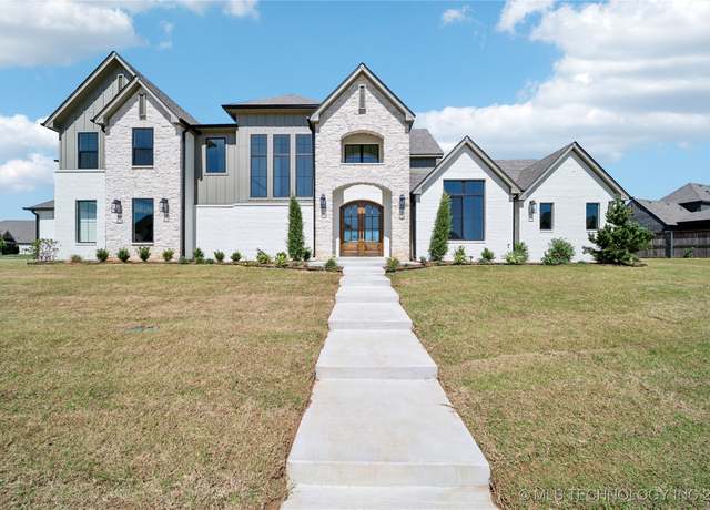 Property at 2991 E 146th St S, Bixby, OK 74133, 4 beds, 3 baths