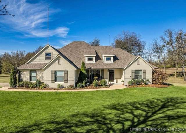 Property at 28149 E 97th St S, Broken Arrow, OK 74014, 4 beds, 2.5 baths