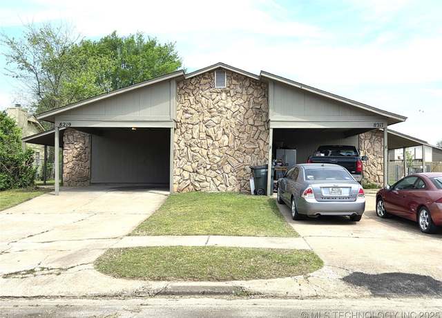 Property at 8217 N 117th East Ave, Owasso, OK 74055, 6 beds, 4 baths