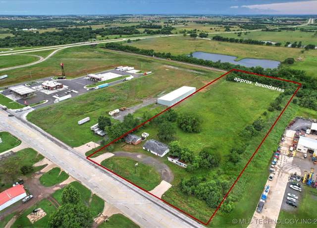 Property at 1301 S Chouteau Ave, Chouteau, OK 74337