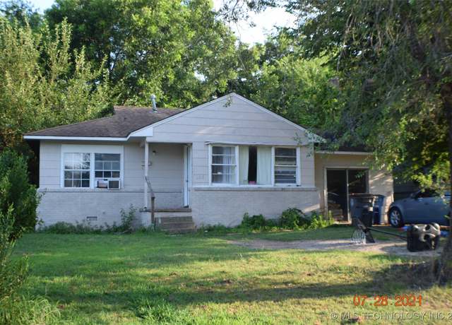 Property at 108 E 27th St, Tulsa, OK 74106, 4 beds, 1 bath