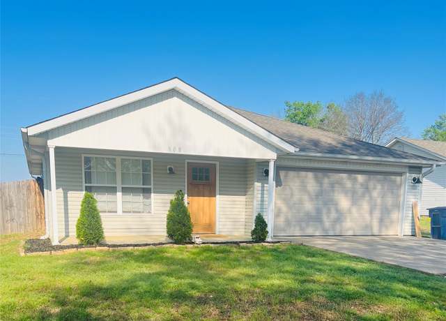 Property at 908 Cherry, Muldrow, OK 74948, 3 beds, 2 baths