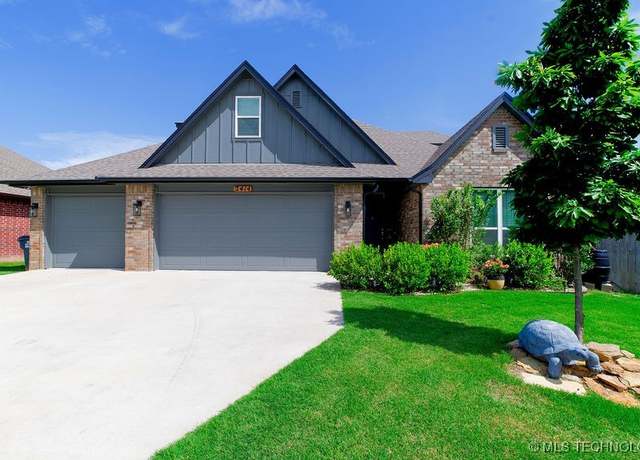 Property at 2414 W 109th St S, Jenks, OK 74037, 4 beds, 3.5 baths