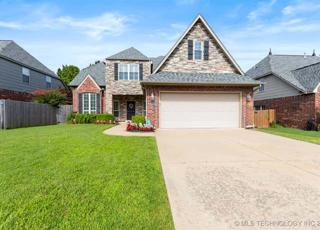 Property at 4218 S Redwood Pl, Broken Arrow, OK 74011, 5 beds, 2.5 baths