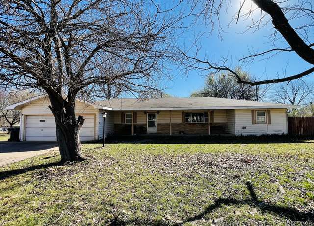 Property at 306 N Cherokee St, Beggs, OK 74421, 3 beds, 1.5 baths