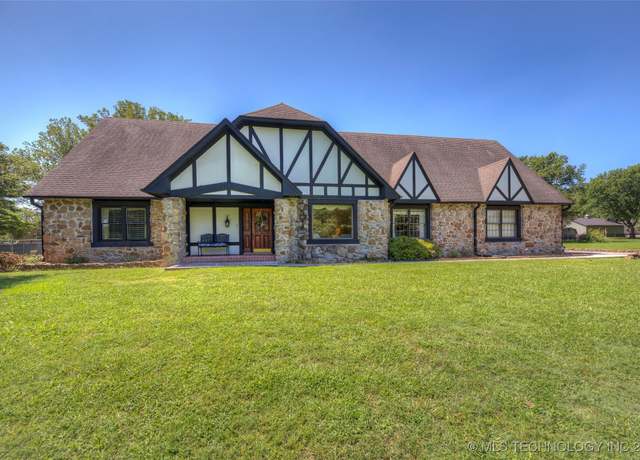 Property at 17834 E 93rd St, Owasso, OK 74055, 3 beds, 4 baths