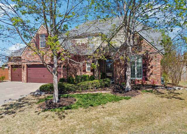 Property at 3903 S Tamarack Pl, Broken Arrow, OK 74011, 4 beds, 4 baths