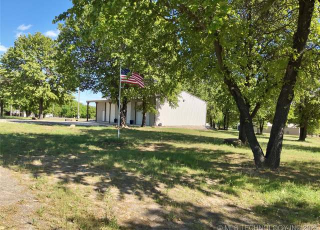 Property at 430252 E 1146 Rd, Porum, OK 74455