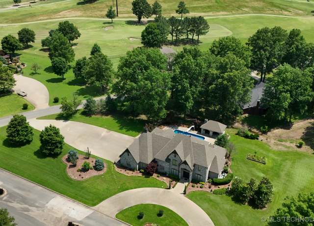 Property at 870 Cherry Springs Dr, Tahlequah, OK 74464, 4 beds, 4.5 baths