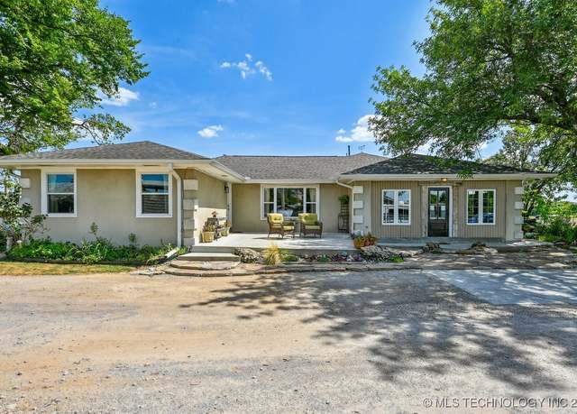 Property at 14223 N Memorial Dr, Collinsville, OK 74021, 3 beds, 2 baths