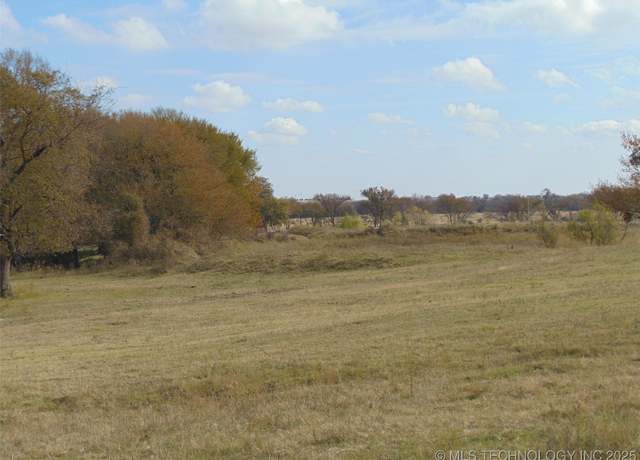Property at 102 New Hope Rd, Marietta, OK 73448