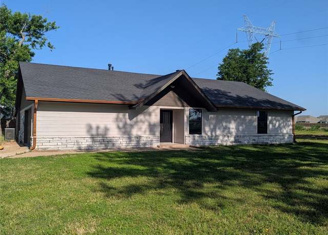 Property at 9533 E 136th St, Bixby, OK 74008, 3 beds, 2 baths