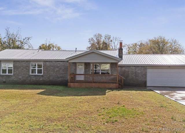 Property at 123 W Choctaw Ave, Fairland, OK 74343, 3 beds, 2 baths