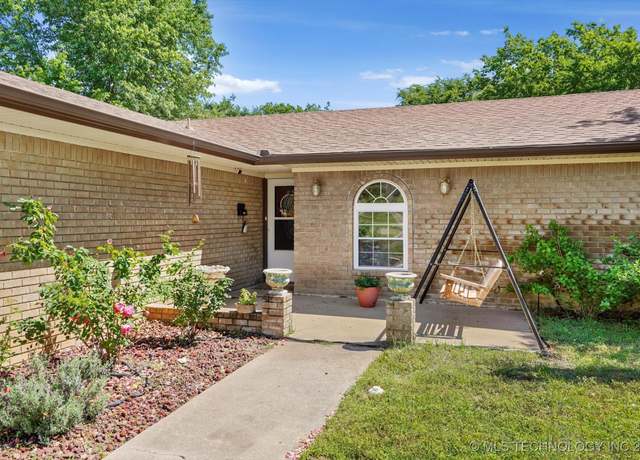Property at 1535 Cardinal Cir, Sapulpa, OK 74066, 3 beds, 2 baths