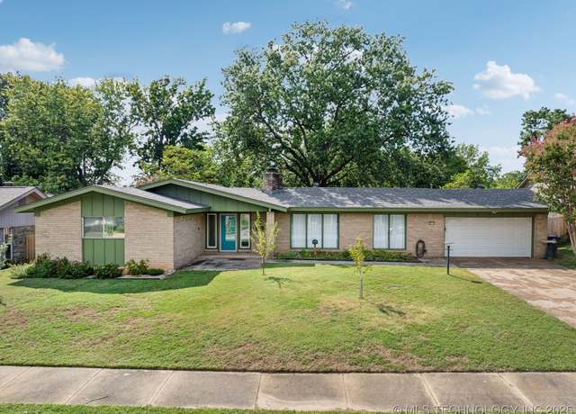 Property at 5212 S 68th EastPlace, Tulsa, OK 74145, 3 beds, 2.5 baths