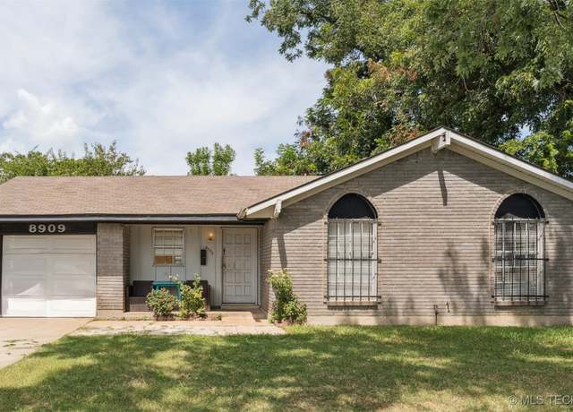 Property at 8909 E 47th St, Tulsa, OK 74145, 3 beds, 1.5 baths