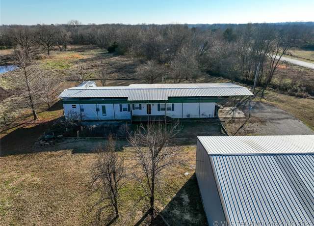 Property at 6402 W 201st St S, Mounds, OK 74047, 2 beds, 2.5 baths