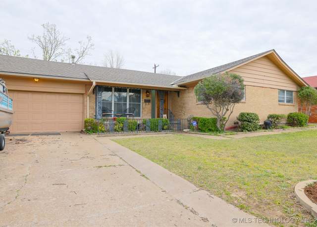 Property at 6759 E 26th Ct, Tulsa, OK 74129, 3 beds, 2.5 baths